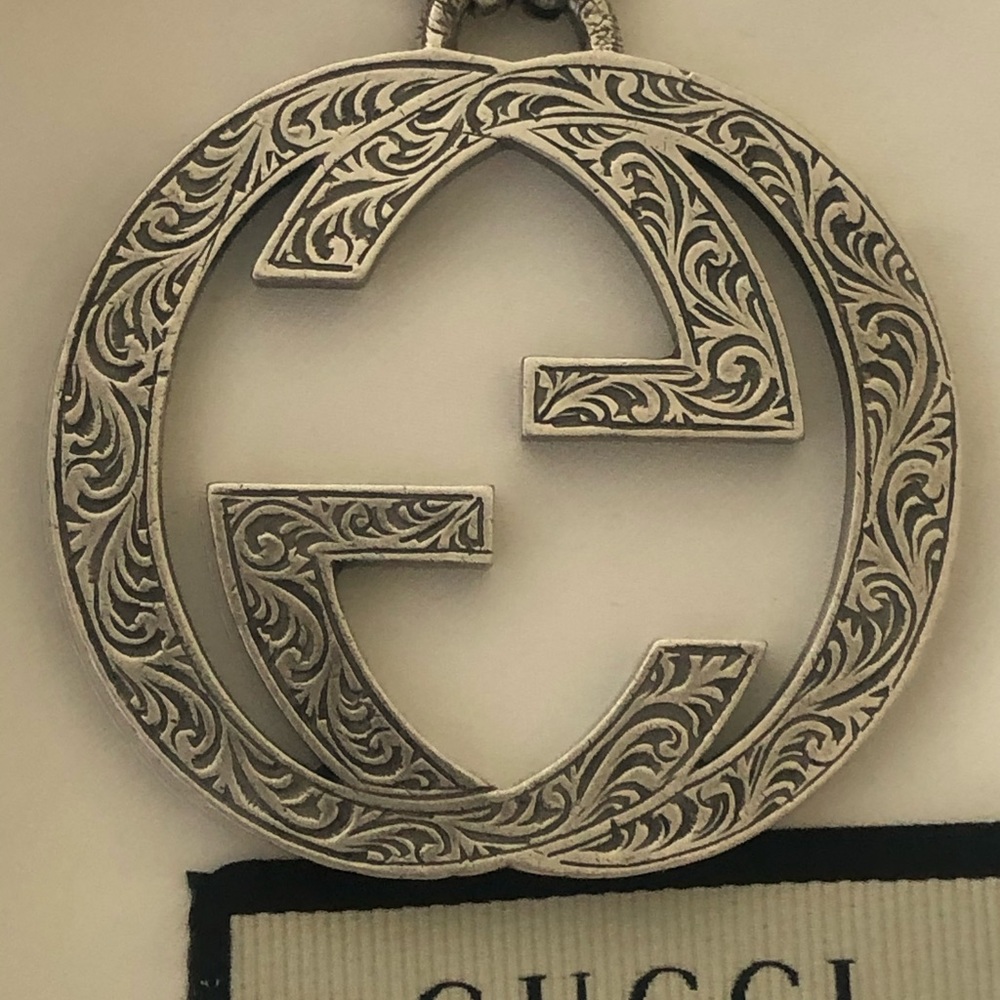 ❗️SOLD❗️Interlocking G Pendant - Picture 2 of 8